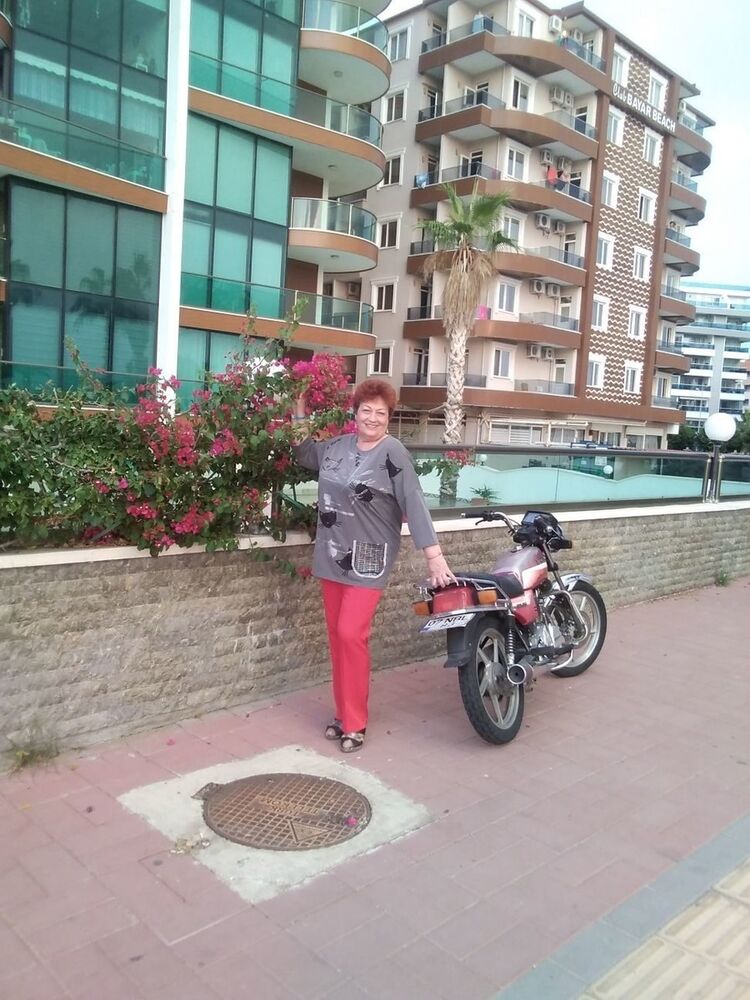  19551996  , 68 ,    