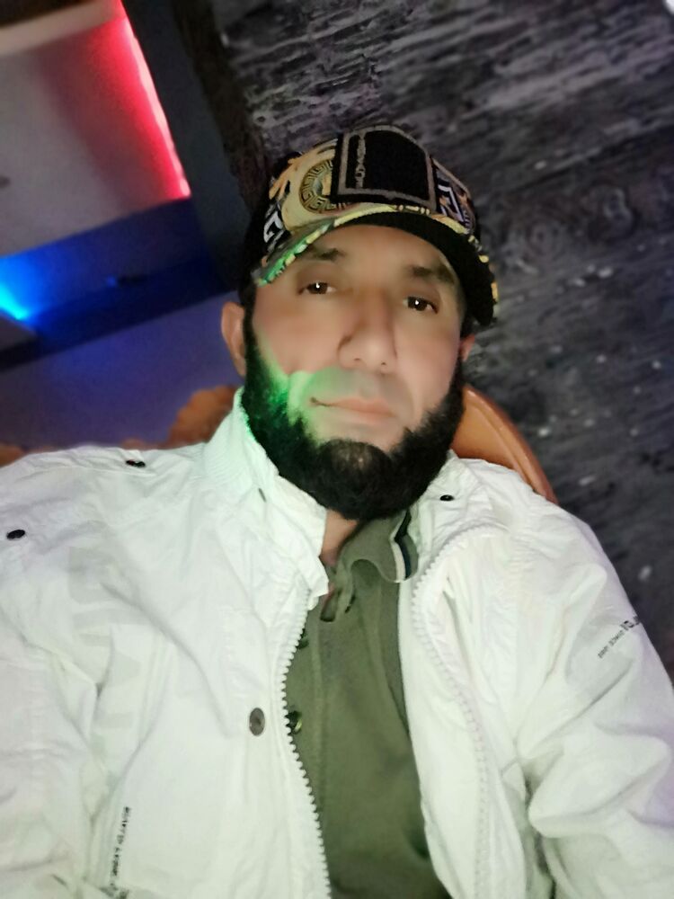  ,   Maga, 41 ,   c , 