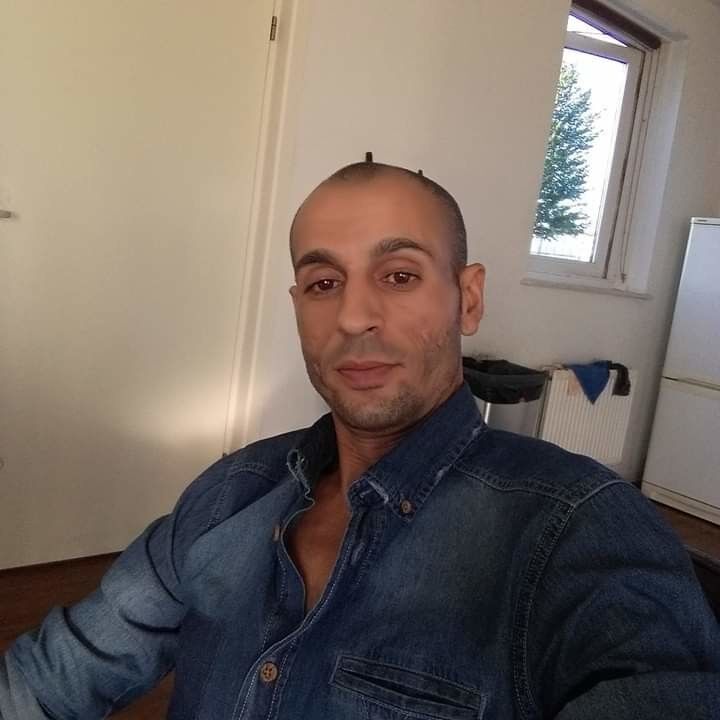  19414266  Plamen, 38 ,    Schilderswijk