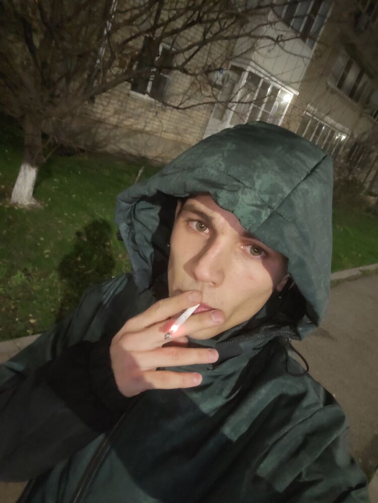  48650536  Zhenya, 23 ,    