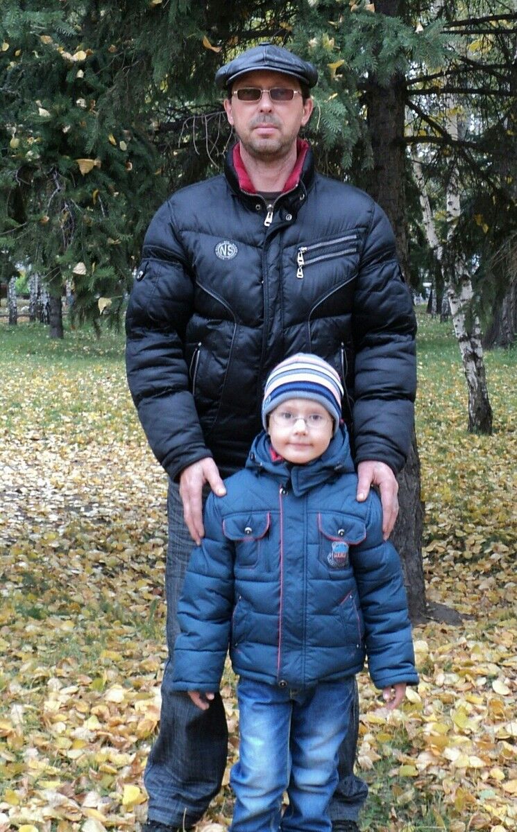  5621526  Viktop, 63 ,    