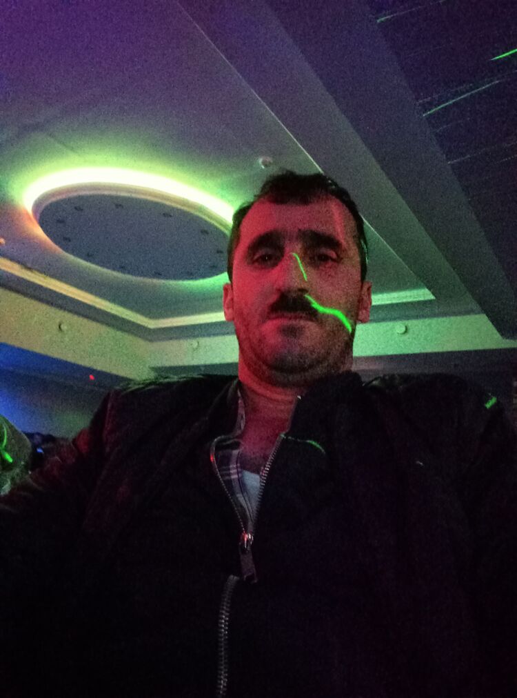  29289466  Rafail, 42 ,    