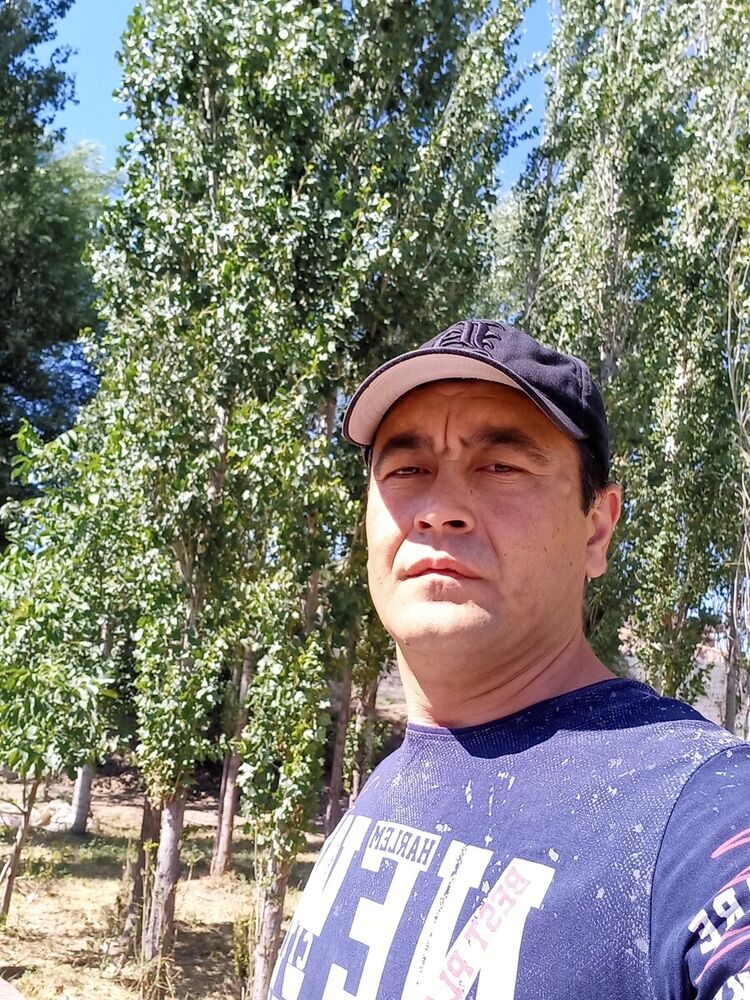  ,   Bekzat, 40 ,   ,   , c 