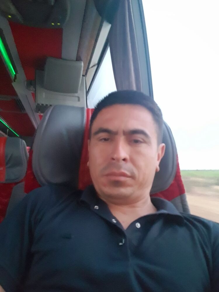  36993676  SHERZOD, 39 ,    