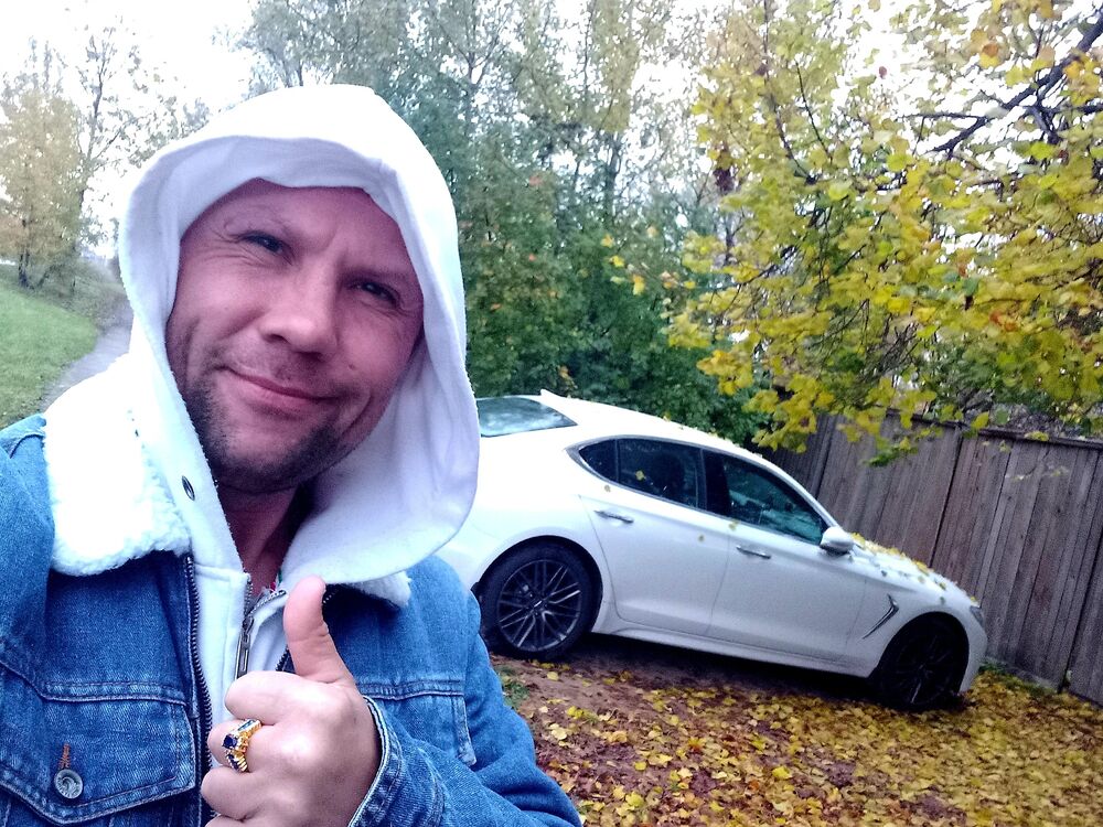  54055816  Oleg, 40 ,    