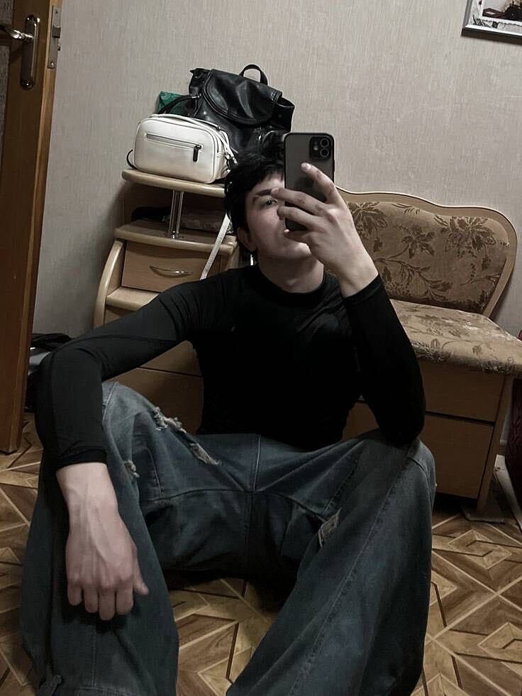  53158716  , 18 ,    