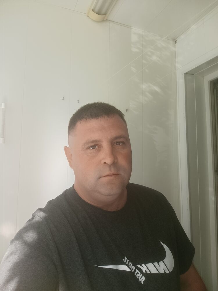  52938016  , 43 ,    