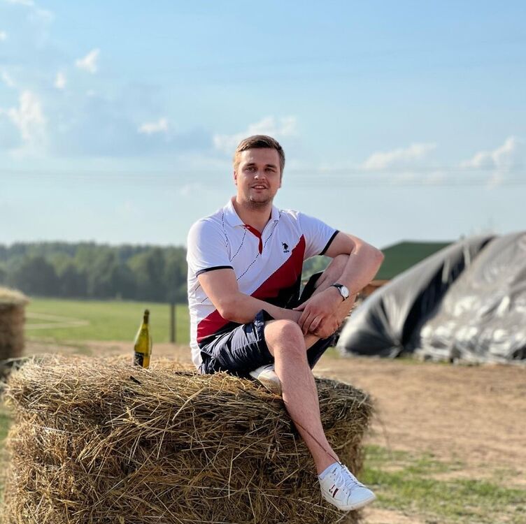  53916526  Victor, 32 ,    