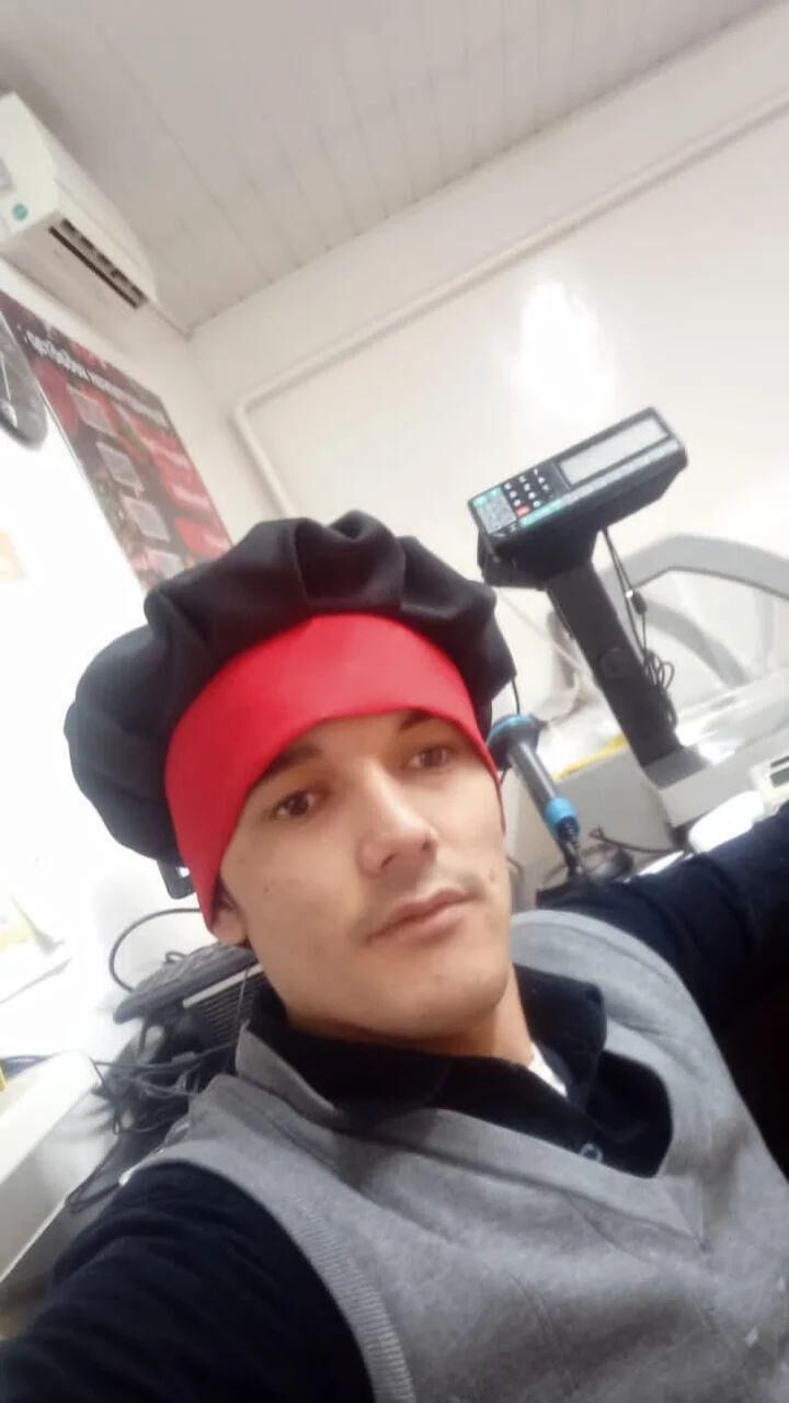  31758616  Hairullo, 28 ,    