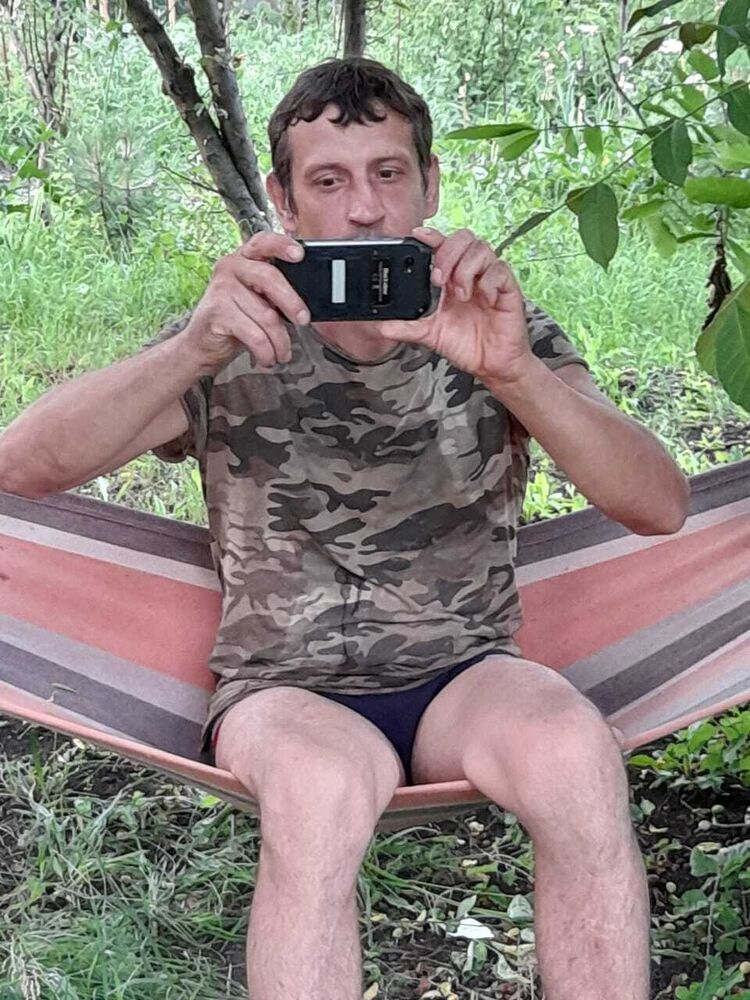  41201936  Alex, 45 ,    