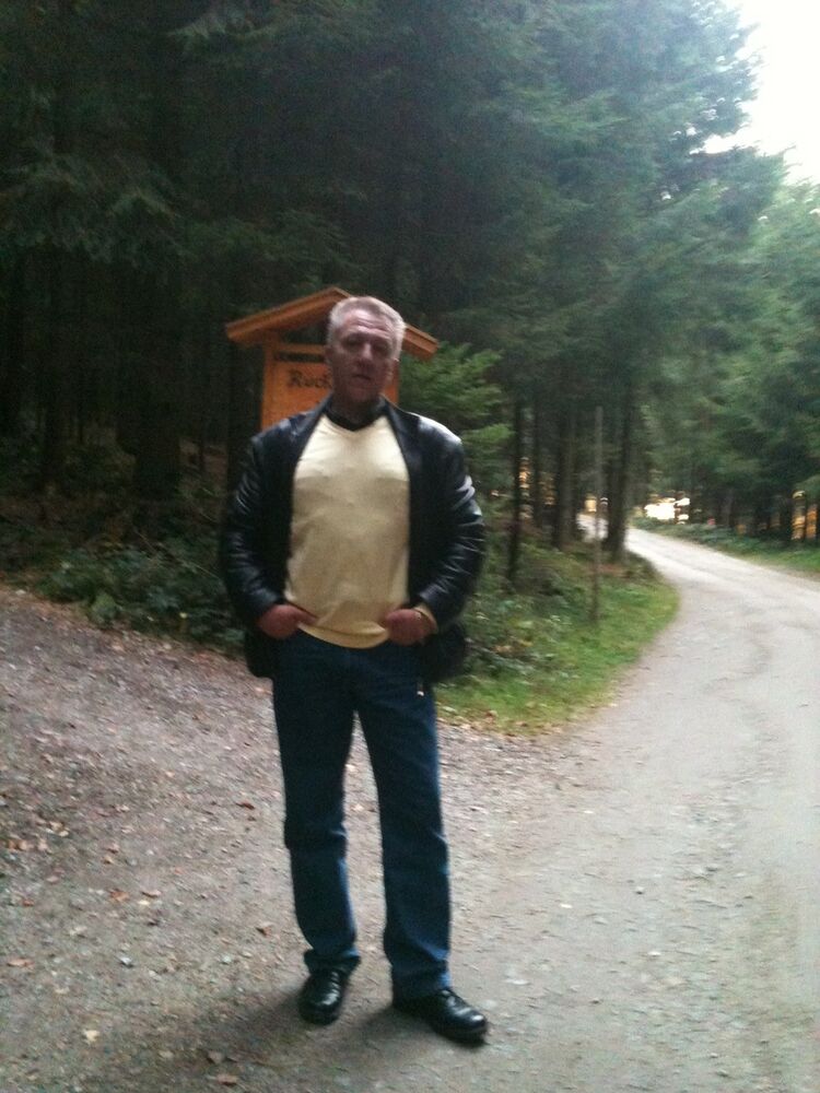  11939106  Niko, 58 ,    