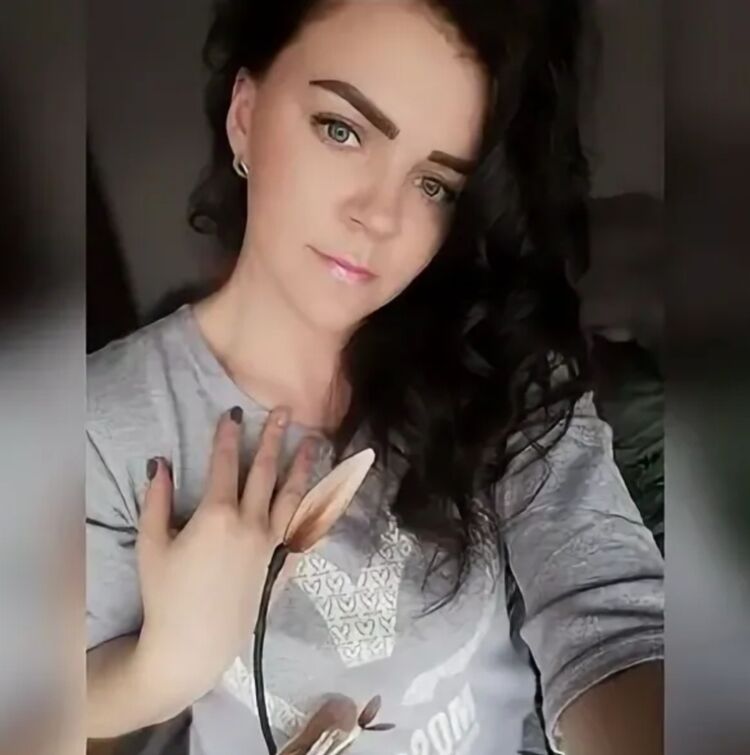  46583716  , 40 ,     