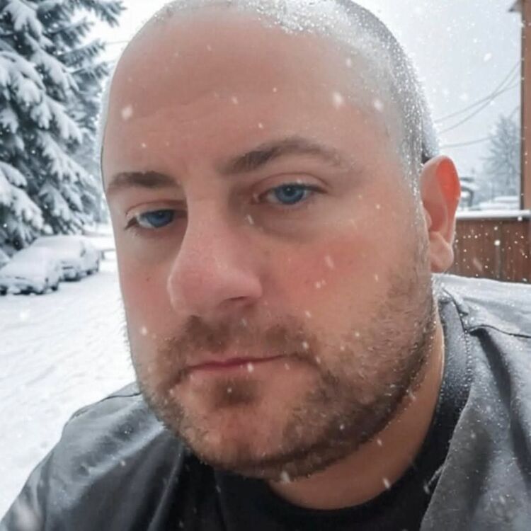  ,   Igors, 37 ,   ,   