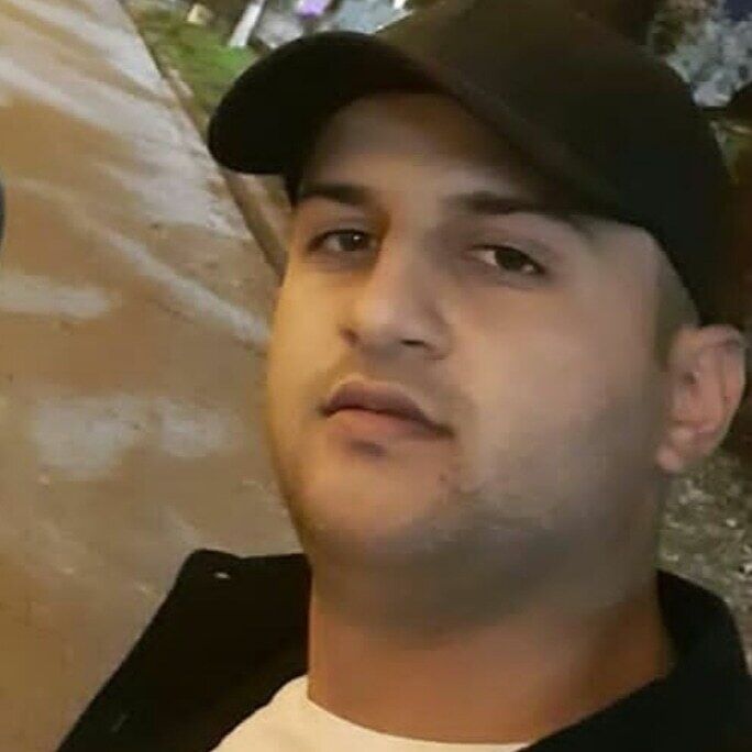  27919886  , 29 ,    -