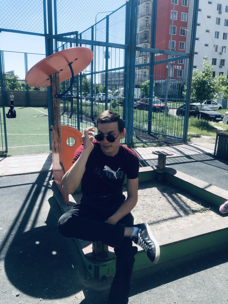  51242206  Dake, 27 ,    -