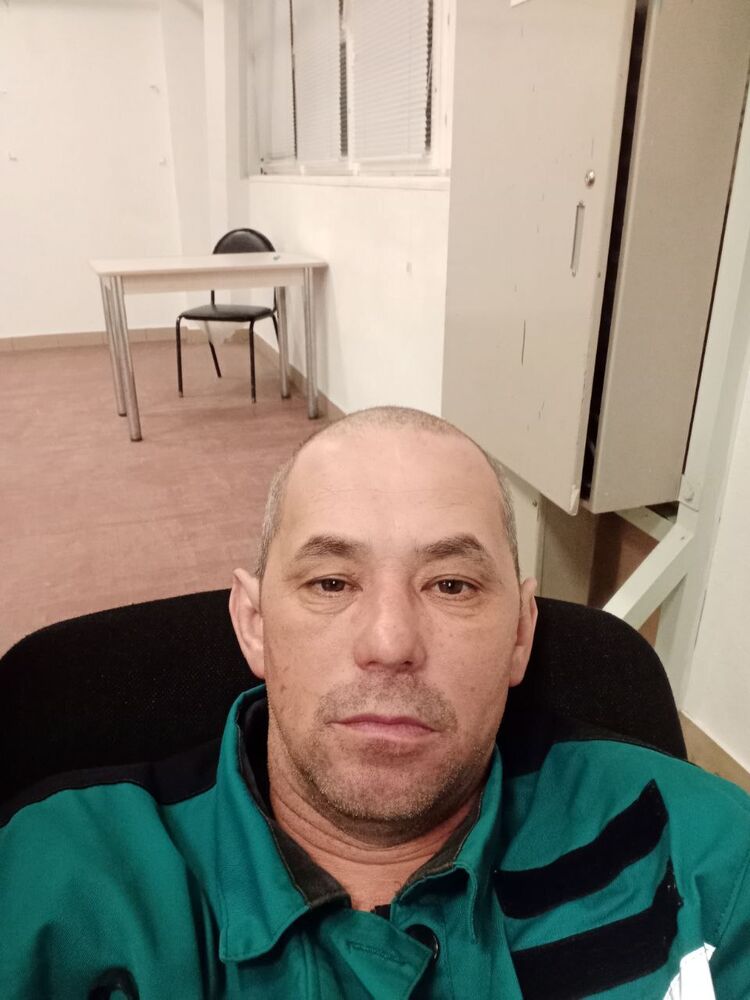  33836976  , 44 ,    