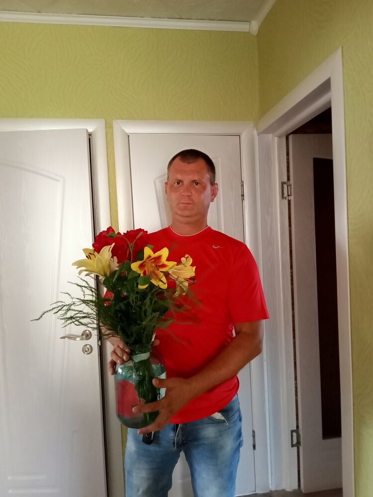  31178896  Andrey, 40 ,     