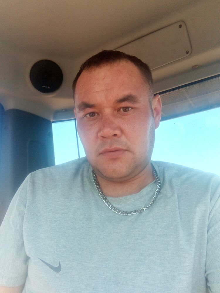  48382226  , 32 ,    