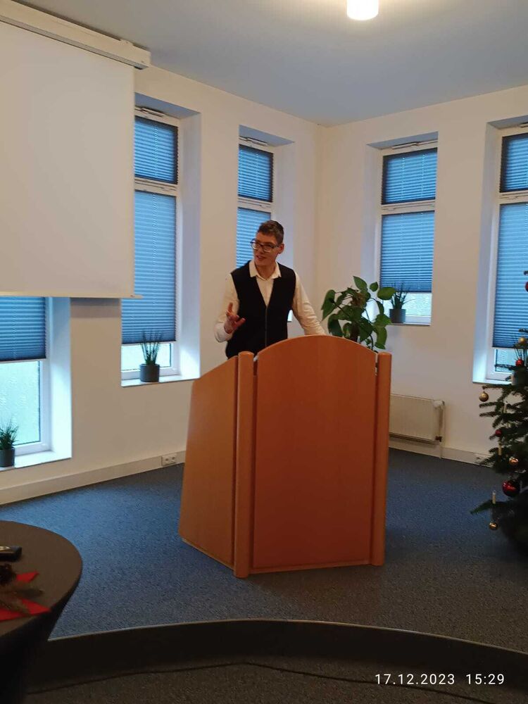  ,   Vitalik, 39 ,   ,   , c , 