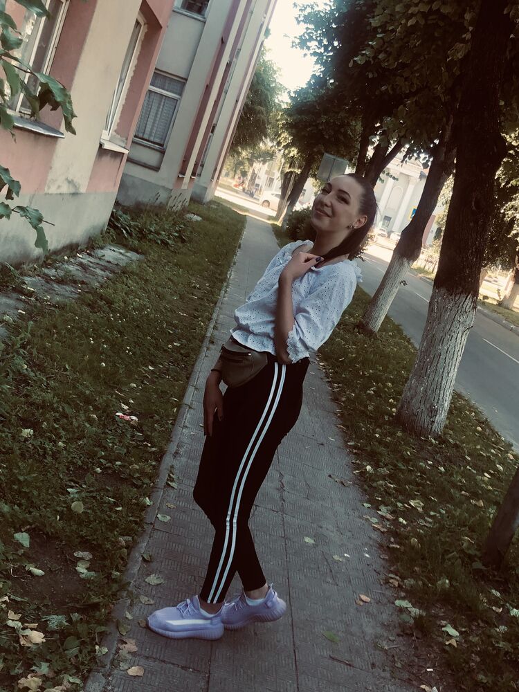  43717756  , 22 ,    