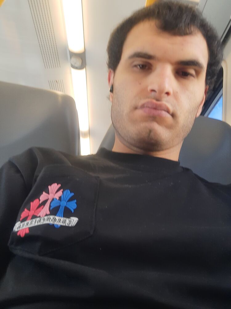  44953116  , 28 ,    