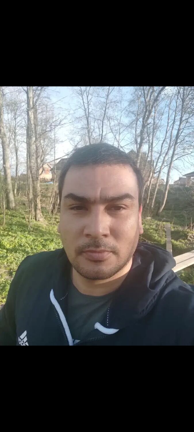  53313416  Maks, 40 ,    