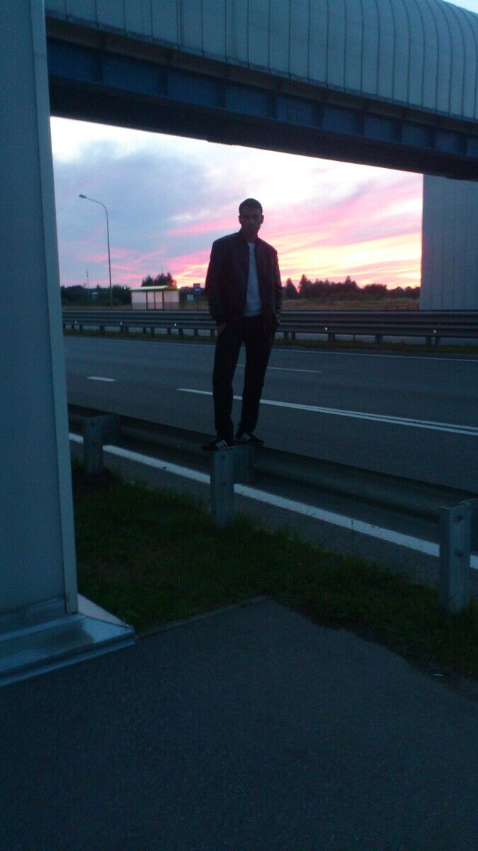  20643306  Aleksandr, 41 ,    