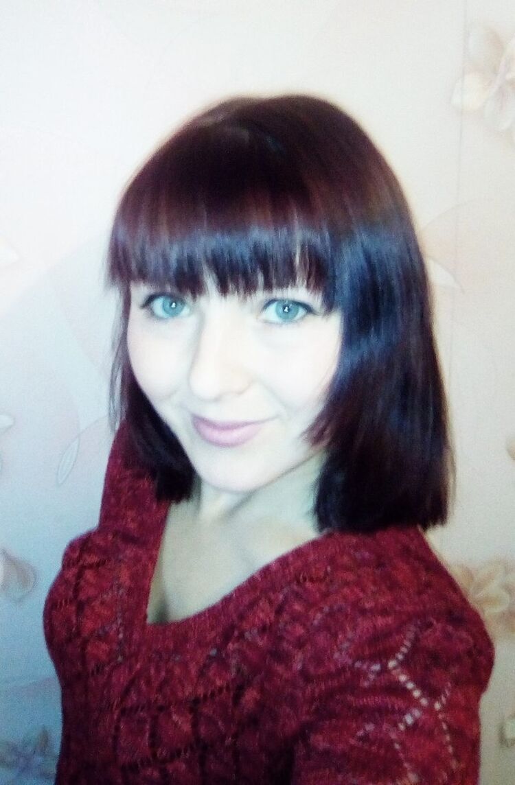  ,   Elizaveta, 33 ,  