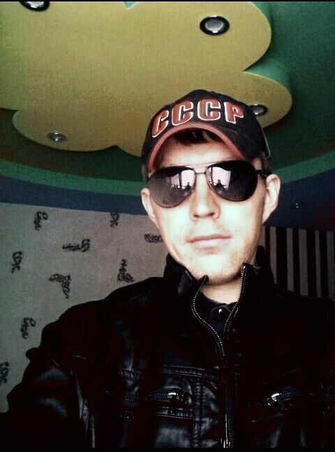  19050196  , 34 ,    