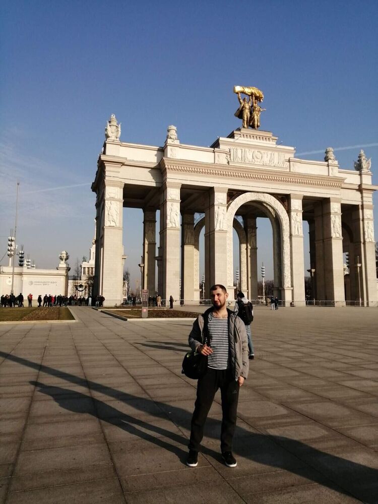  ,   Ali, 37 ,   ,   , c 