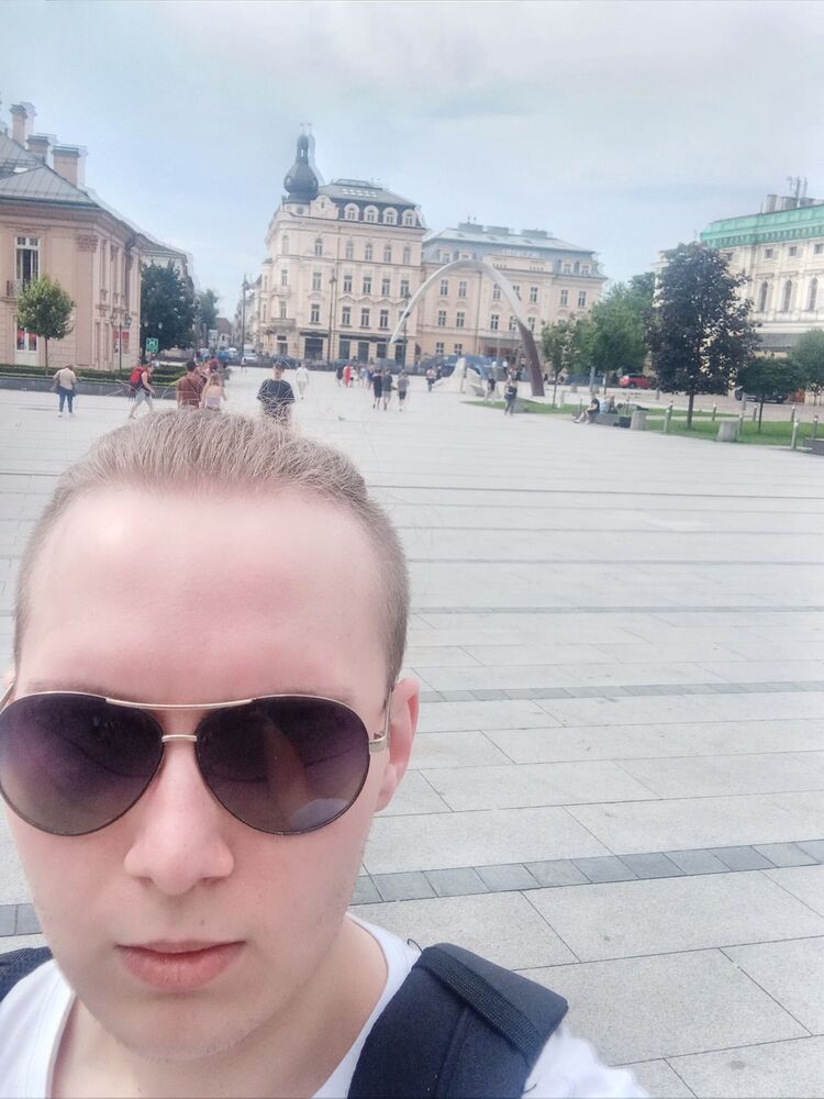  38787766  Micheal, 24 ,    Czestochowa