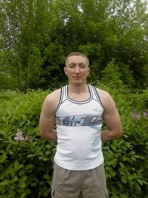  5756266  Tim, 39 ,    