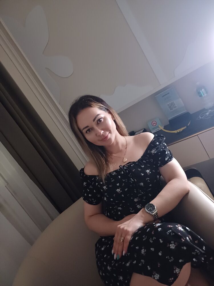  45167056  Kristina, 29 ,    