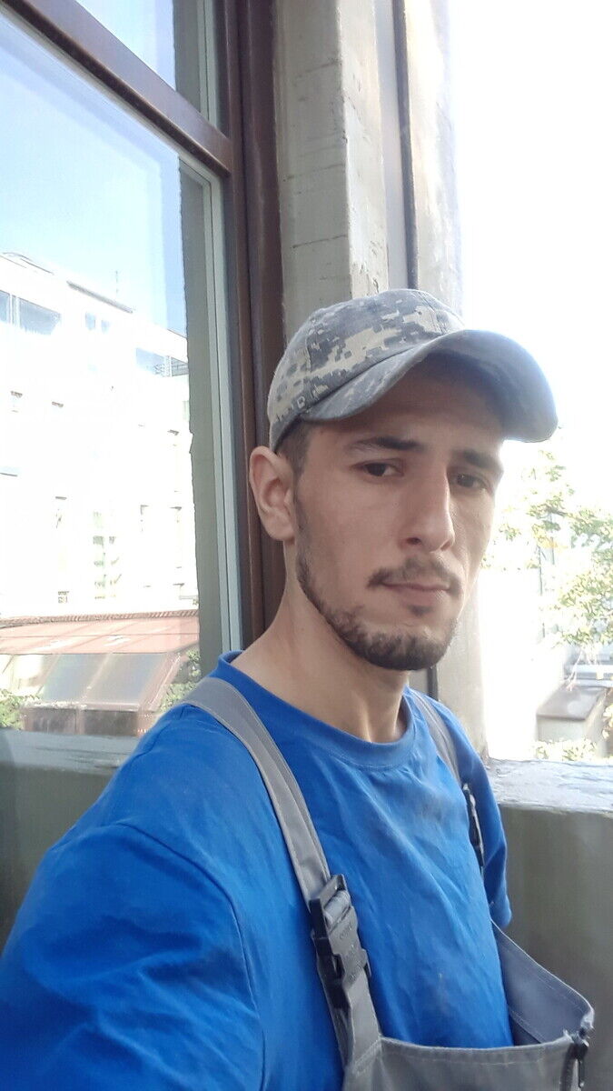  21179666  , 32 ,    
