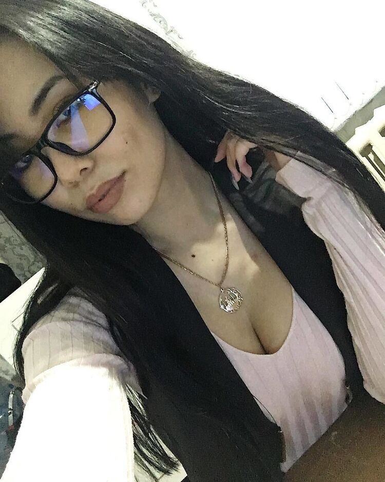  24557446  Katya, 25 ,    
