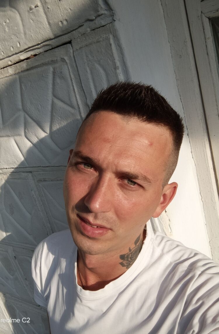  23258006  , 33 ,    