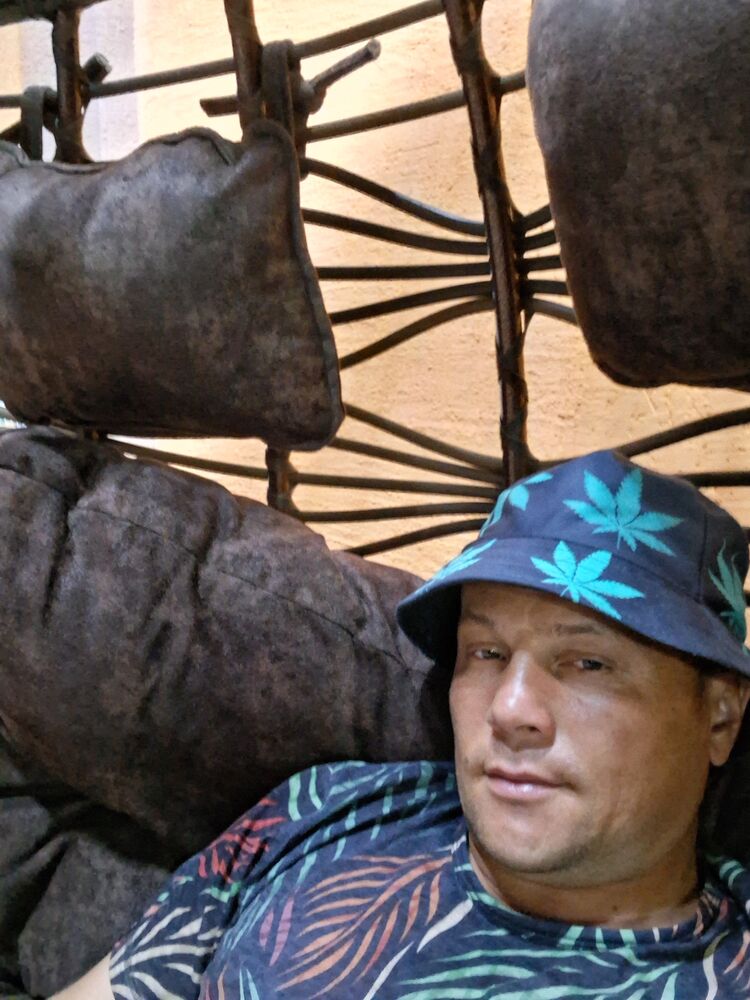  53168796  Samir, 28 ,    