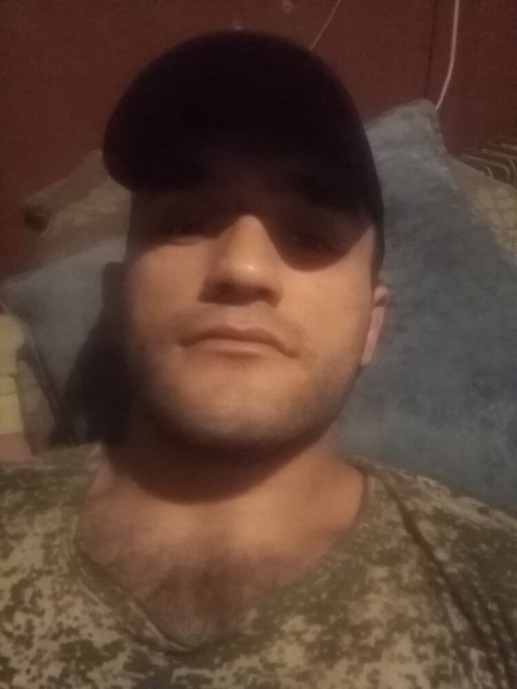  18530476  , 33 ,    