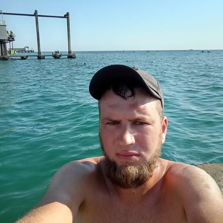  46252276  , 33 ,    