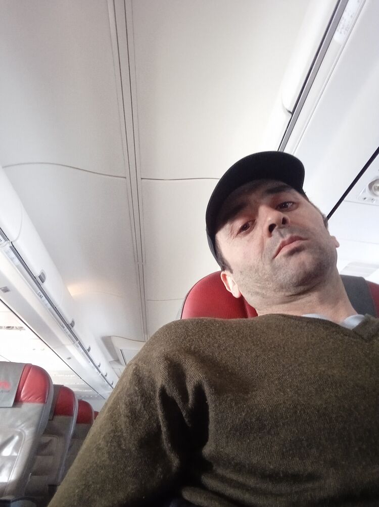  52495276  Xyrsand, 46 ,    