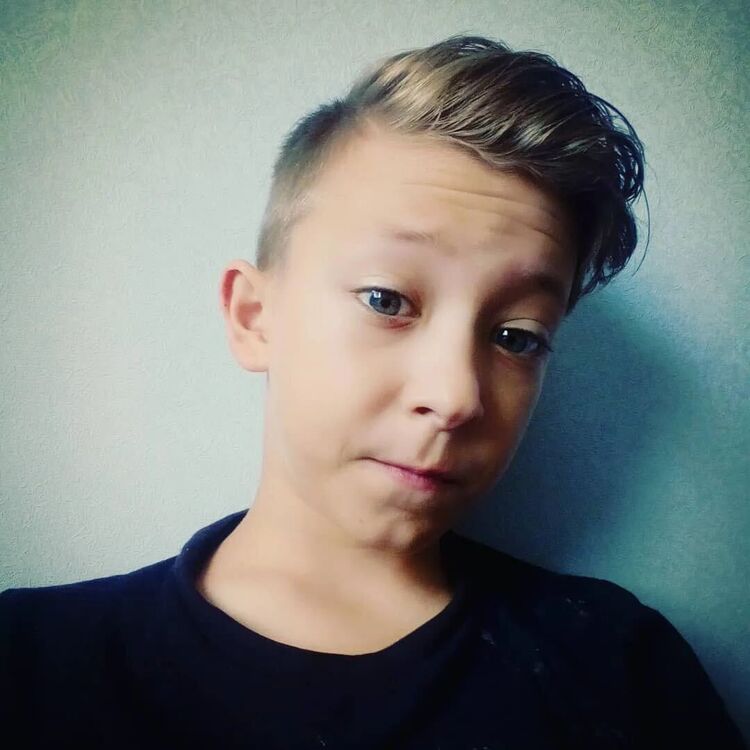  43274086  , 19 ,    