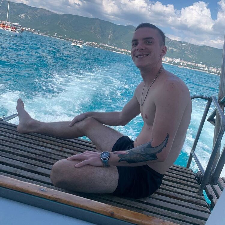  --,   , 24 ,   ,   