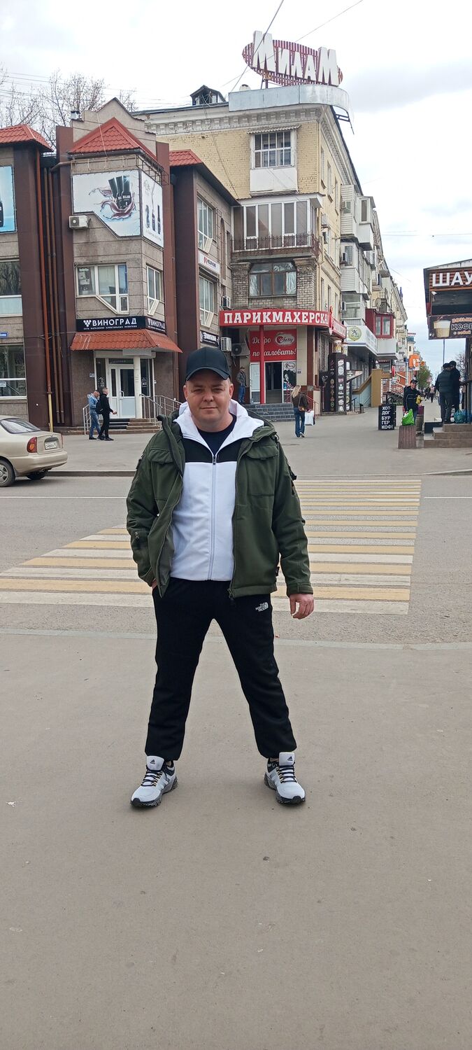  ,   Alexei, 37 ,   ,   