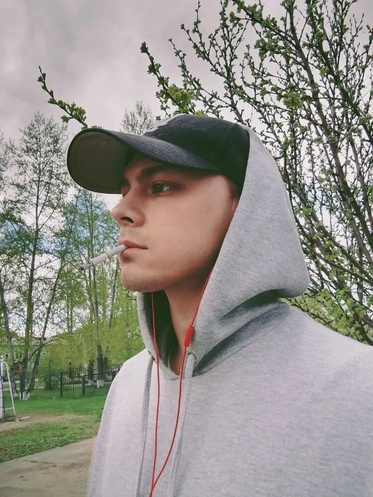  33377186  Pavel, 29 ,    