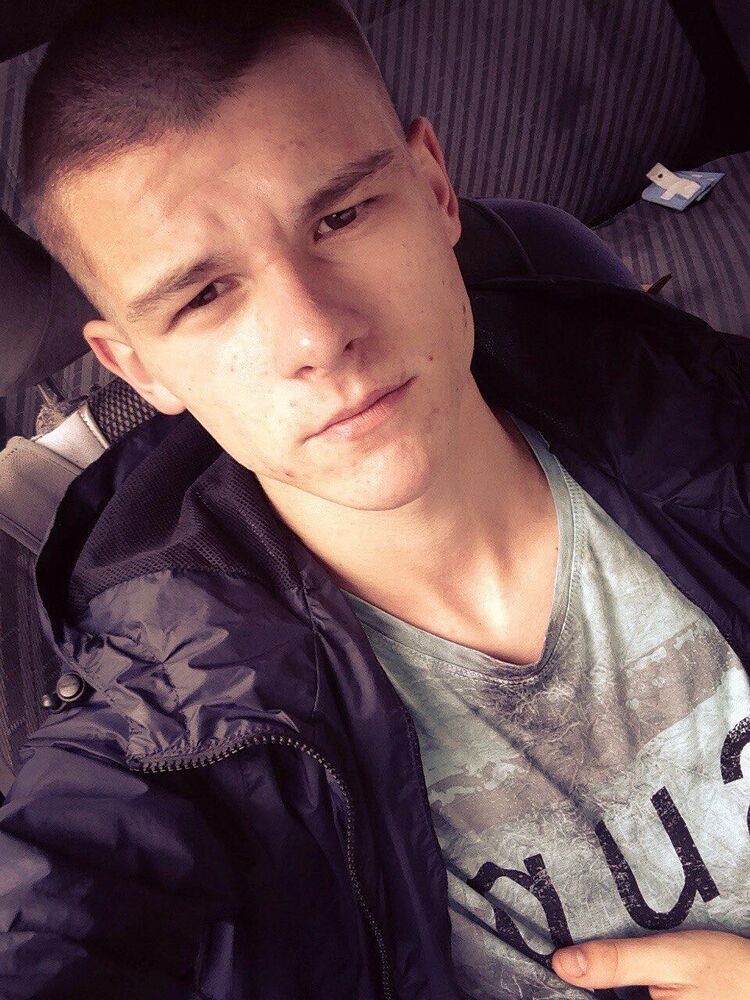  41340926  Ivan, 25 ,    