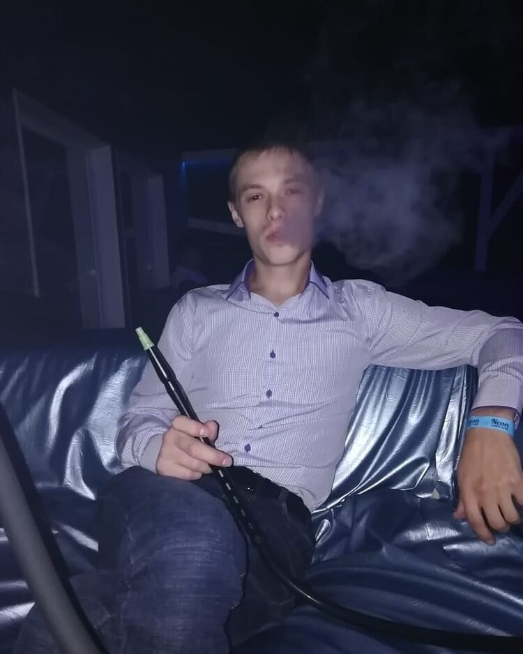  41390856  , 32 ,    