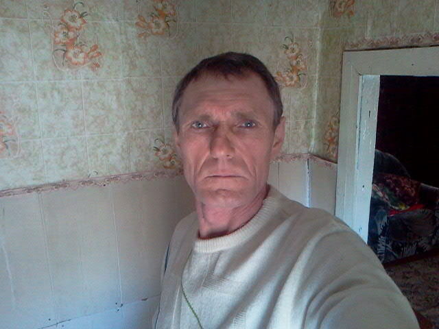 9742176  Vladimir, 62 ,    