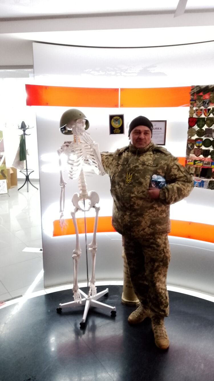  ,   Vitaly, 43 ,   ,   