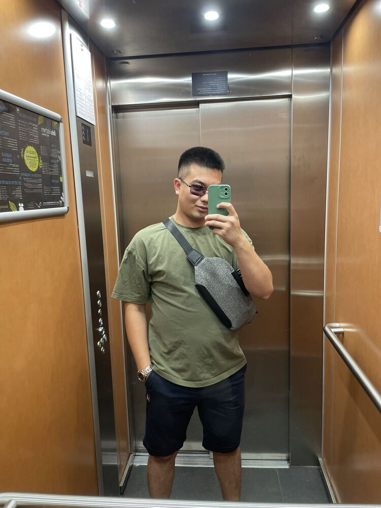  ,   David, 25 ,   ,   