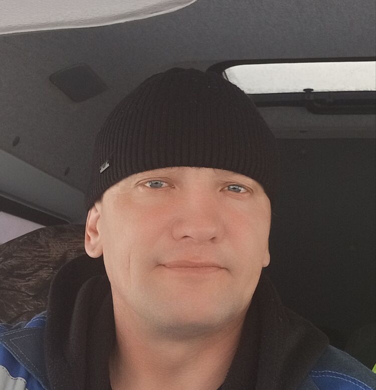  50244606  leks, 46 ,    -